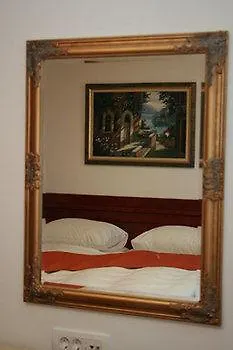 Nicola Hotel 3*